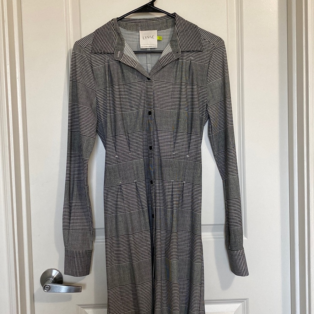 Black and white dress- size XS